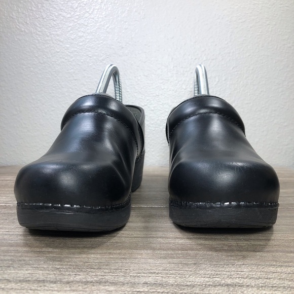 Dansko XP 2.0 Leather Clog Wide Size 7 - Picture 2 of 16